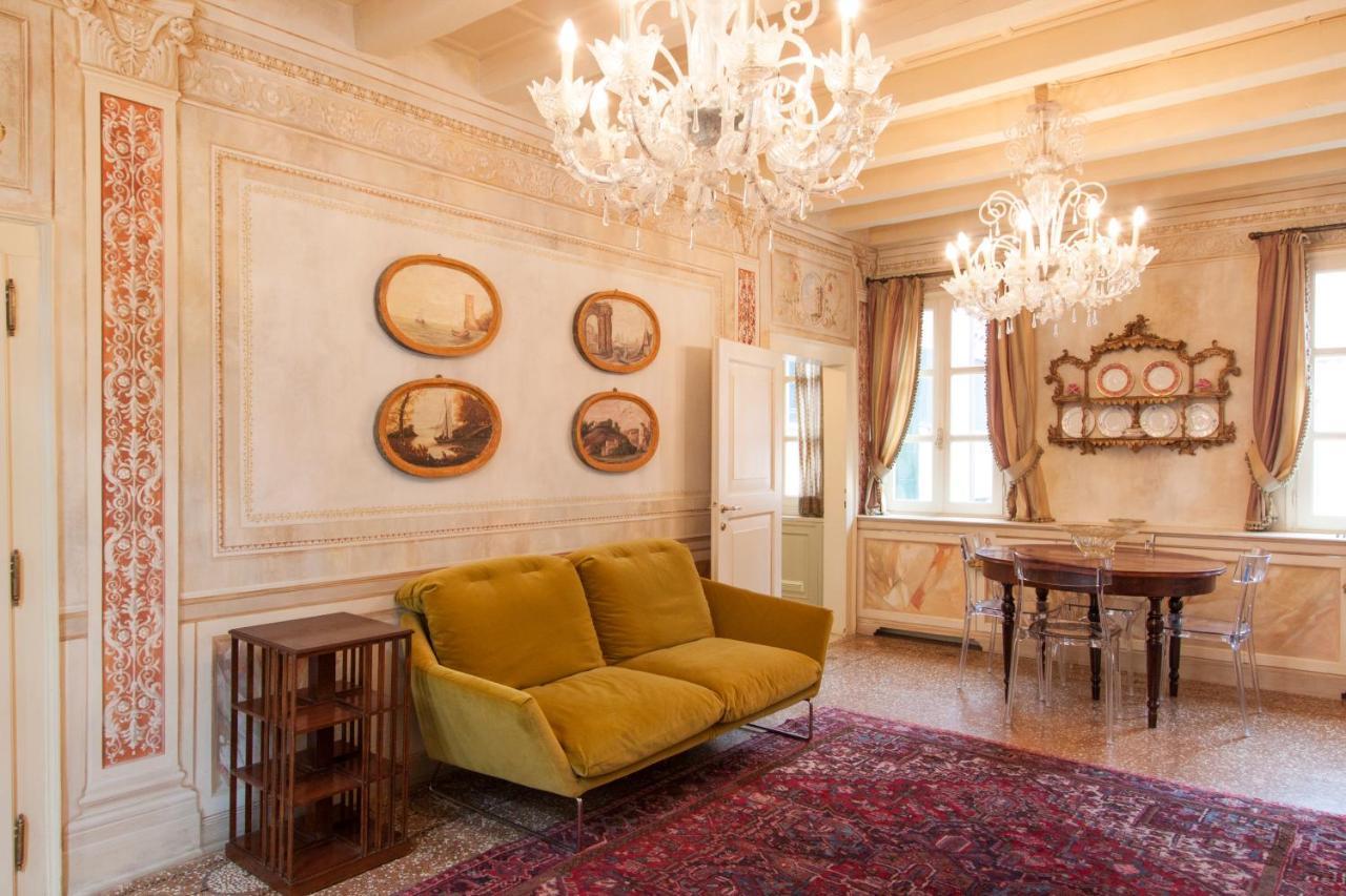 Apartament Explore From A Sophisticated Hideaway In San Polo