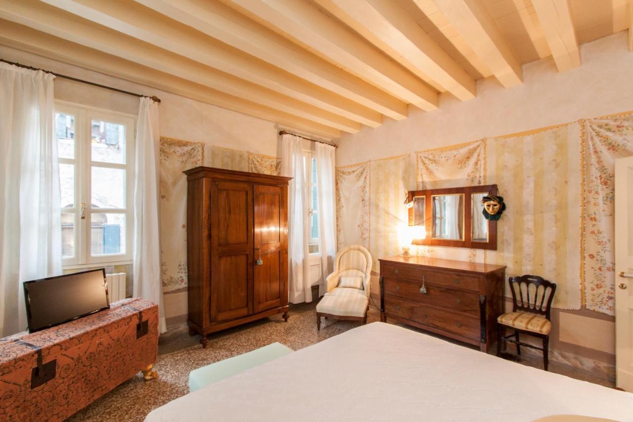 Apartament Explore From A Sophisticated Hideaway In San Polo