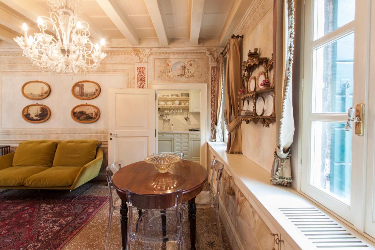 Apartament Explore From A Sophisticated Hideaway In San Polo *