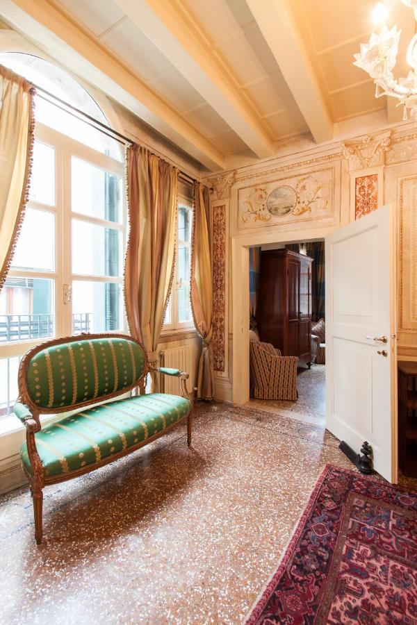 Explore From A Sophisticated Hideaway In San Polo Appartamento *
